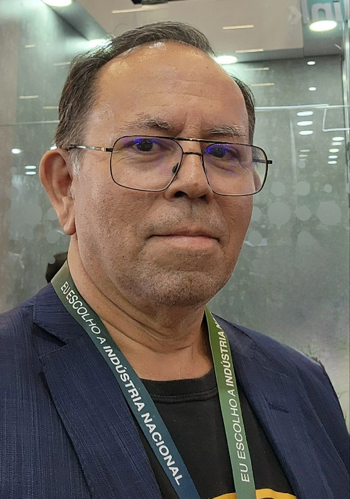  Edwan Lima 